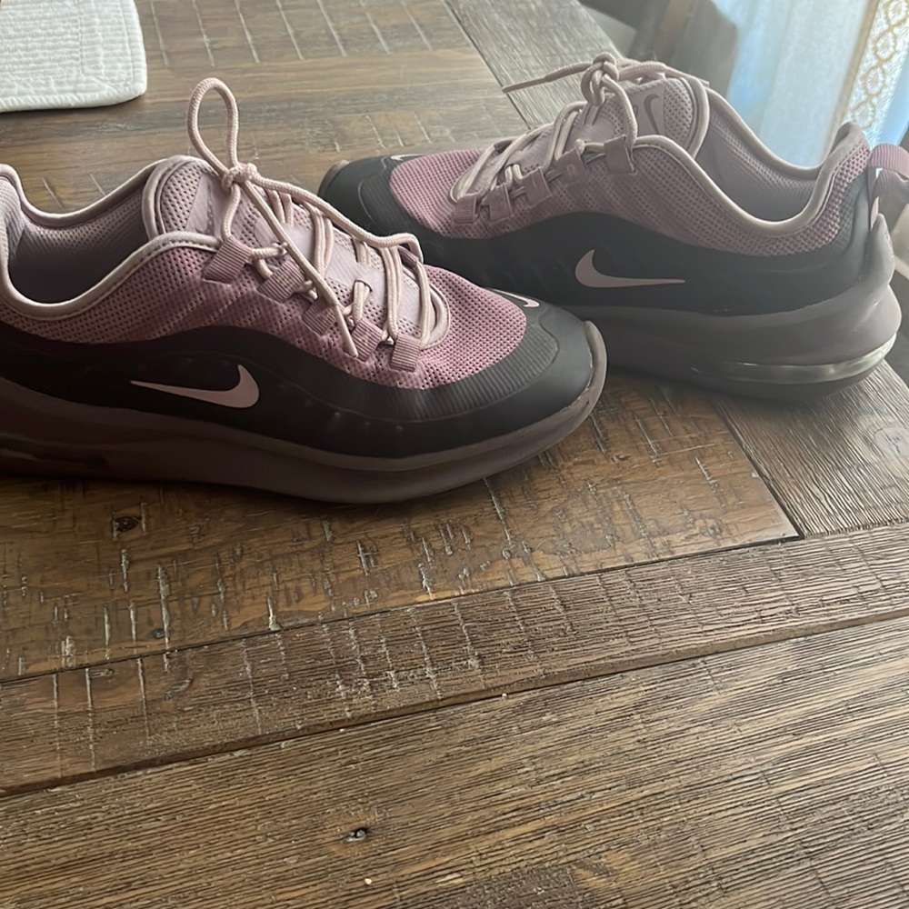 Nike air max! In great condition, only worn a couple of times